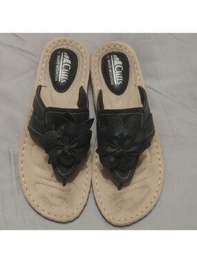 Cliffs by White Mountain Carnation Women’s Thong Sandals in Black Size 8